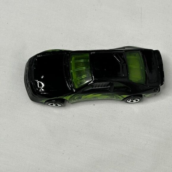 Hot Wheels Nascar Race Car Black with Green Dragon 1996 loose - Picture 2 of 5